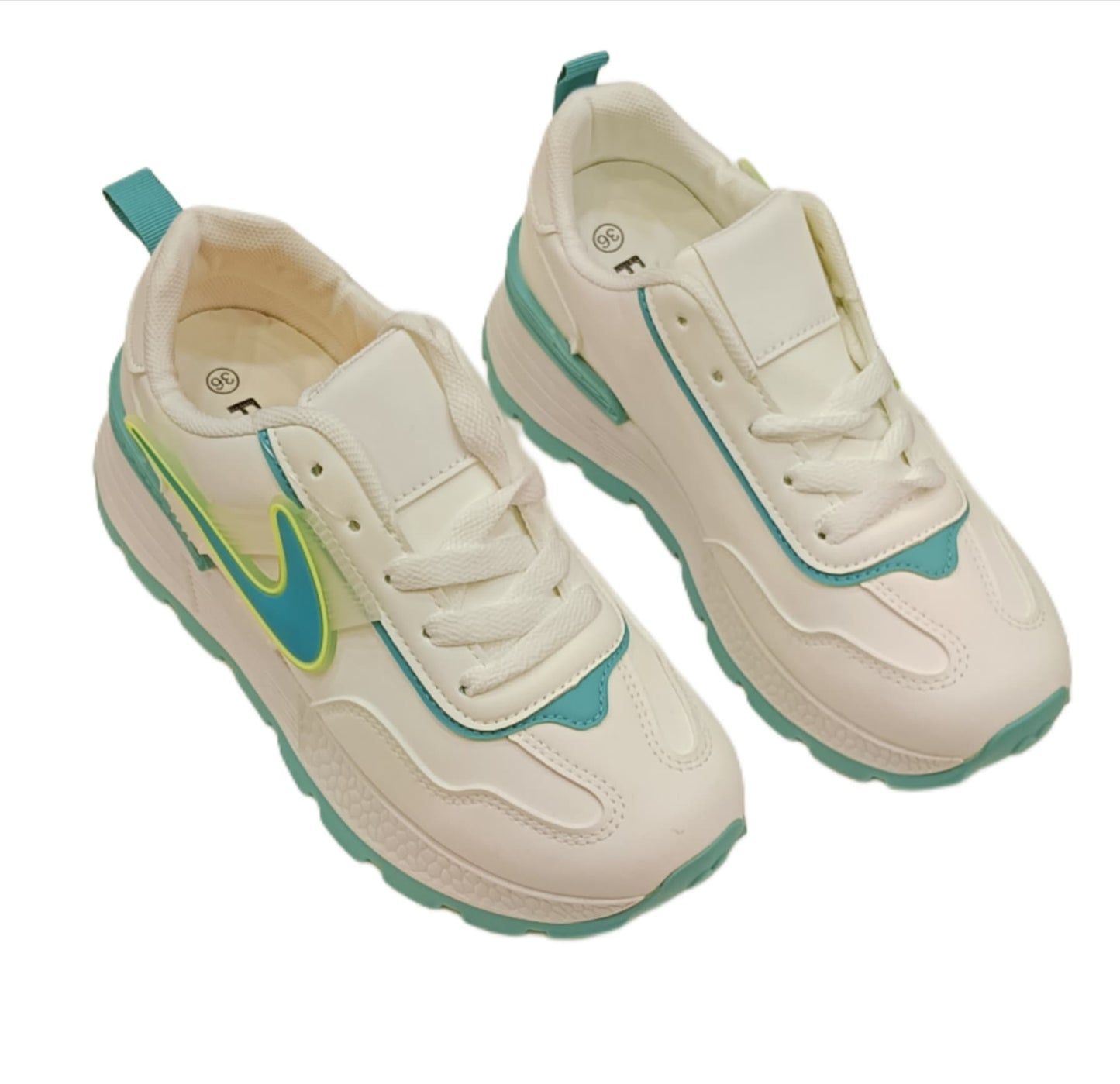 Chunky Style Women’s Sneakers – Trendy Comfort Runners (SS L-653)