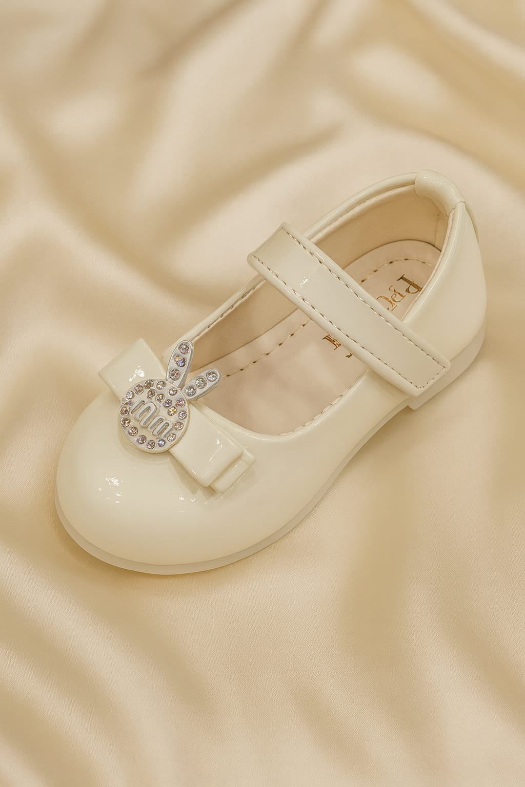 Baby Girls’ Glossy Bunny Embellished Ballerina Shoes (KB-036)