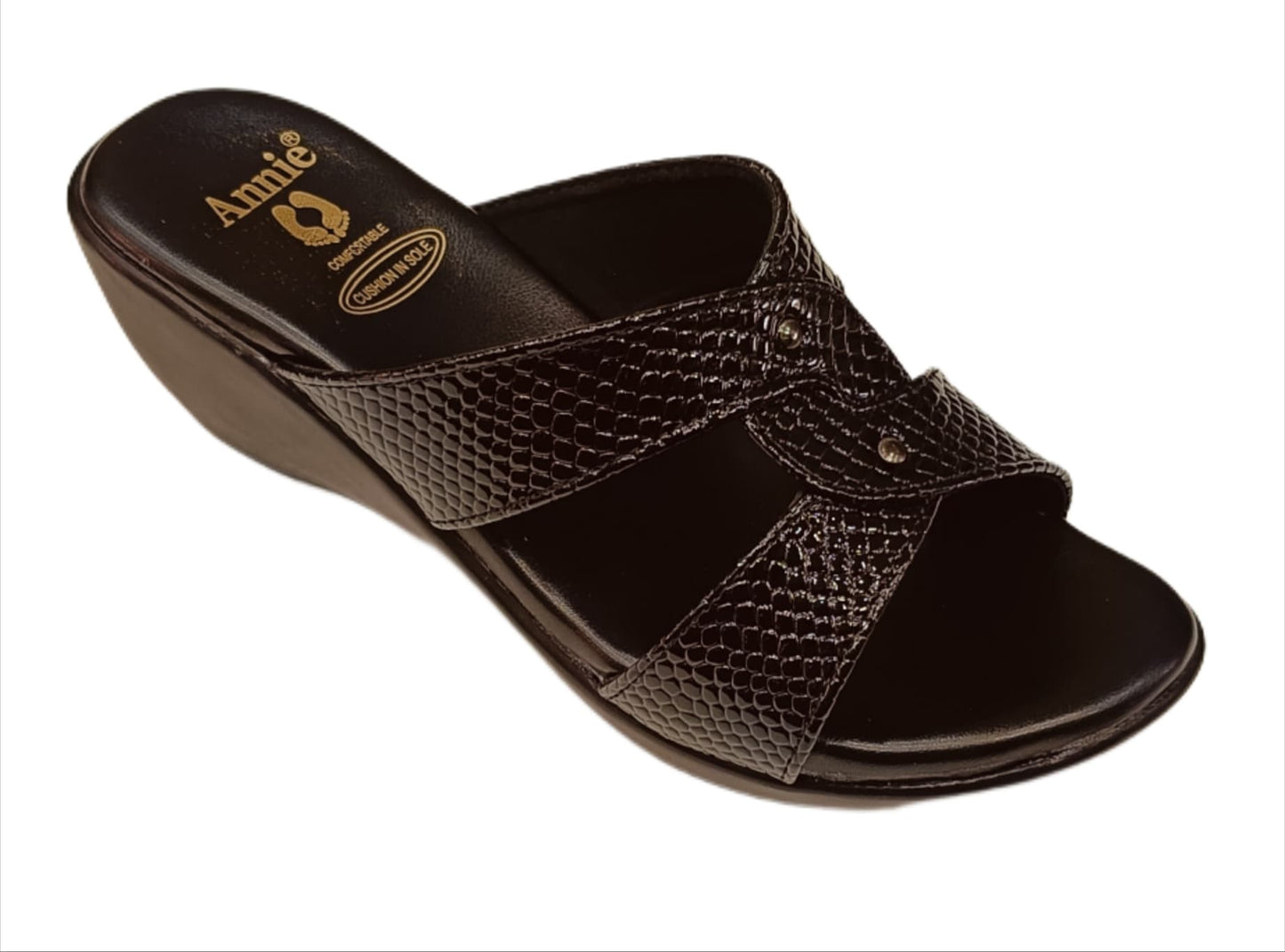 Annie Textured Cross-Strap Wedge (7080)