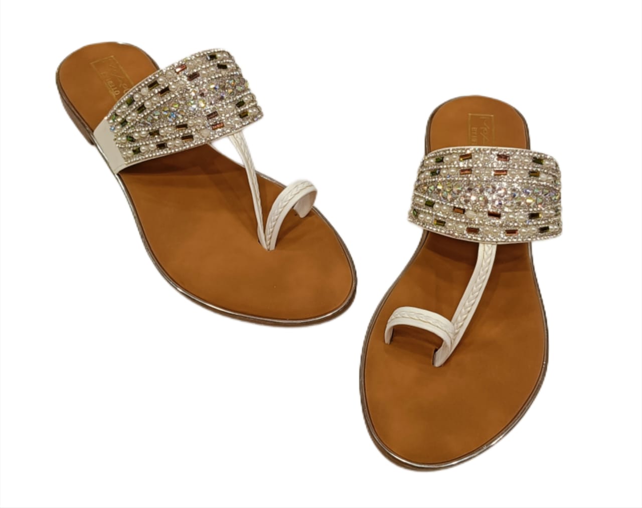 Women’s Embellished Ethnic Kolhapuri Flats with Toe Ring Strap (LC-771)