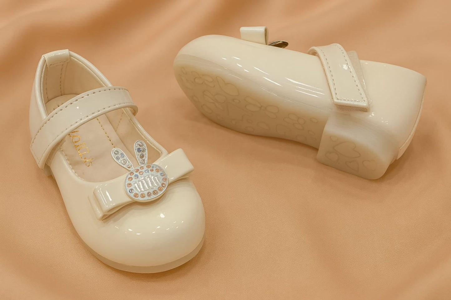 Baby Girls’ Glossy Bunny Embellished Ballerina Shoes (KB-036)