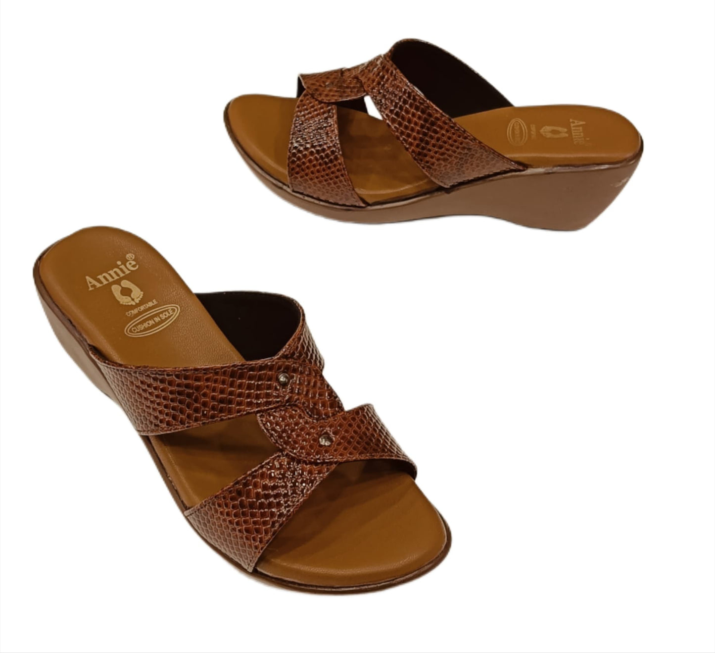 Annie Textured Cross-Strap Wedge (7080)