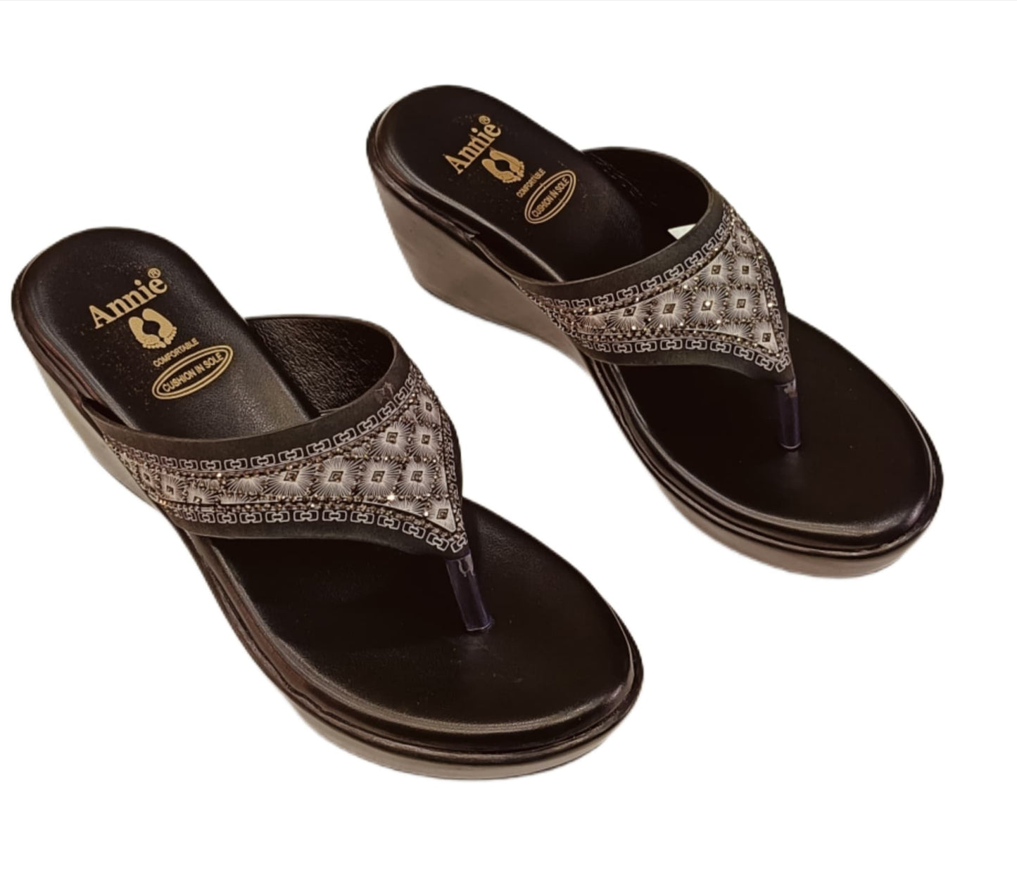 Annie Embroidered Wedge (5988)