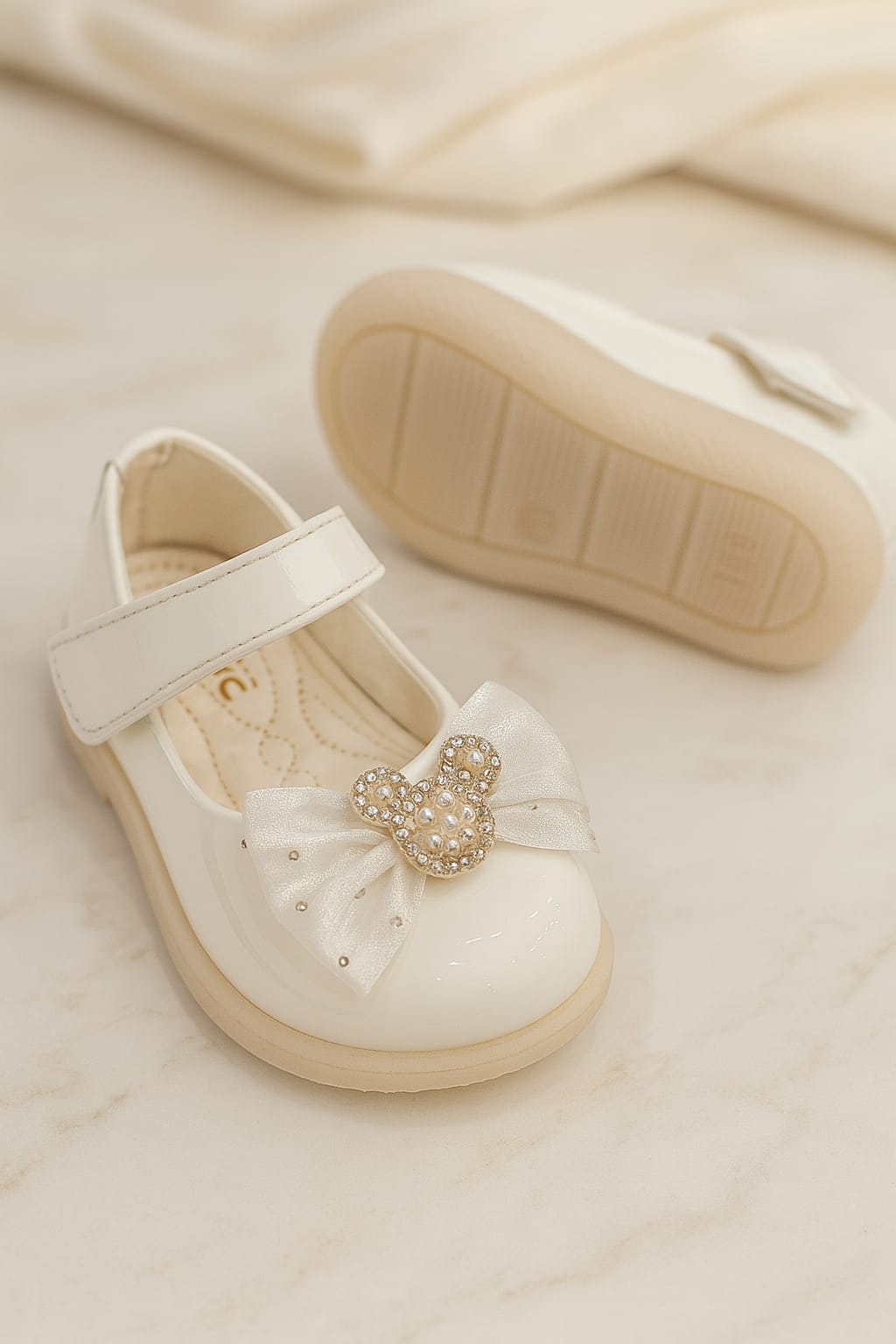 Baby Girls’ Pearl Embellished Bow Ballerina Shoes – Glossy Finish (KB-035)