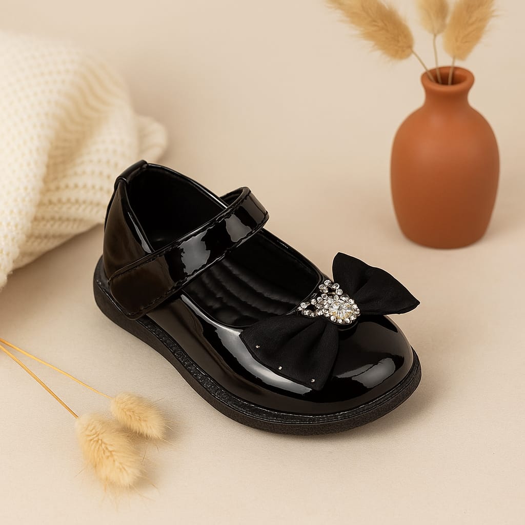 Baby Girls’ Pearl Embellished Bow Ballerina Shoes – Glossy Finish (KB-035)